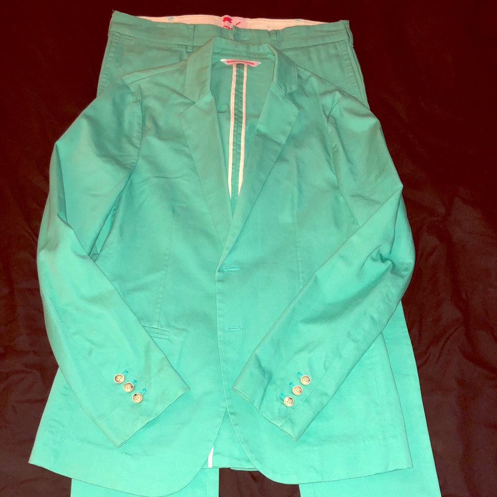 Men’s suit